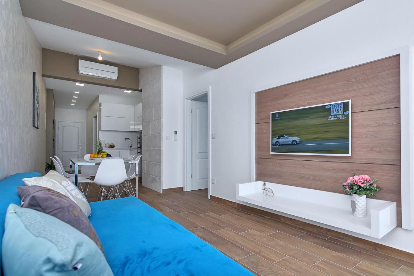 Apartments Riva Tucepi Ngoại thất bức ảnh
